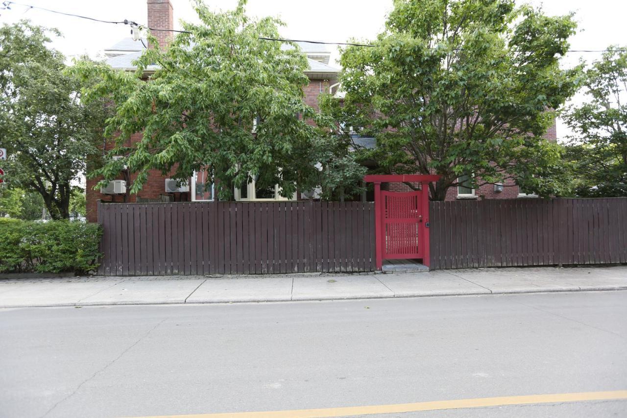 Phoebe Wang Toronto Exterior foto